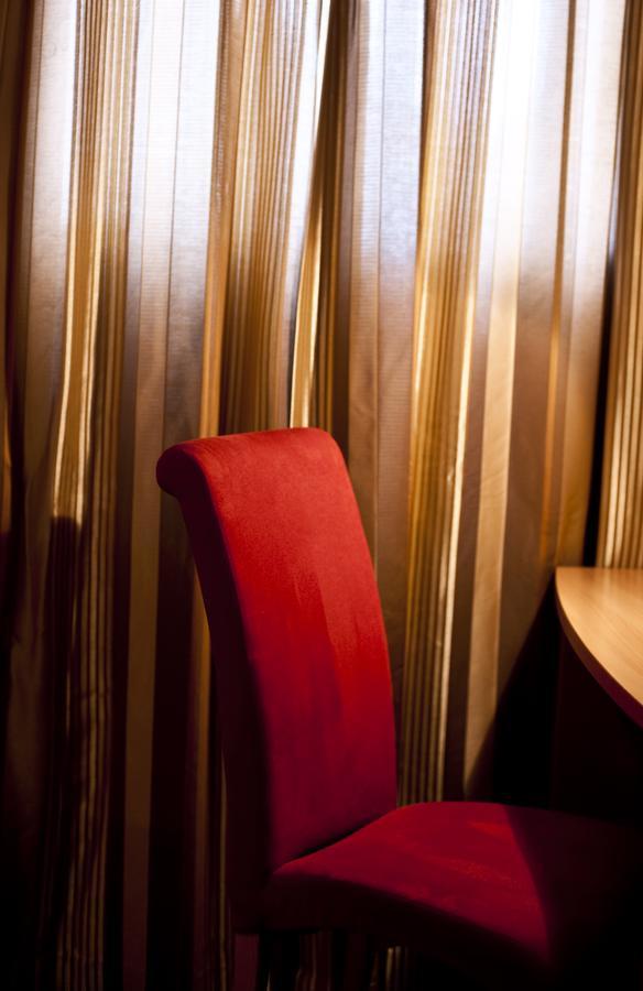 קלגנפורט Hotel Geyer מראה חיצוני תמונה
