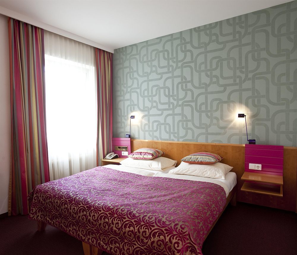 קלגנפורט Hotel Geyer מראה חיצוני תמונה